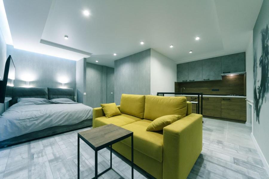 Appartement 7 Вулиця Саксаганського à Kiev Extérieur photo